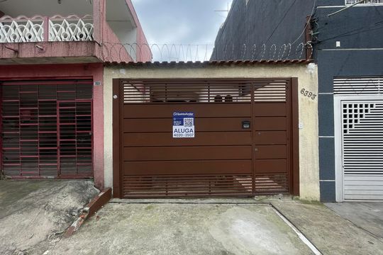 Fachada + Placa de casa para alugar com 2 quartos, 160m² em Cidade Líder, São Paulo