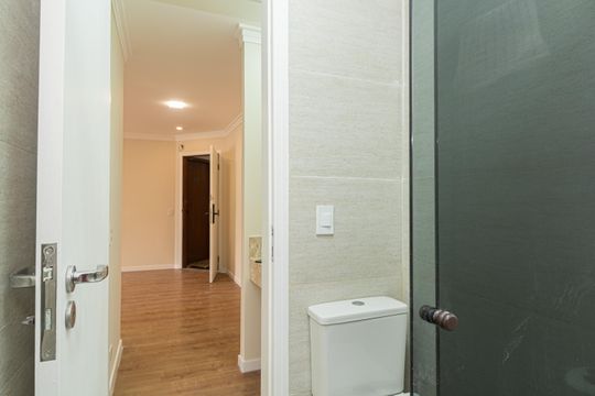 Banheiro de apartamento à venda com 1 quarto, 44m² em Bela Vista, São Paulo