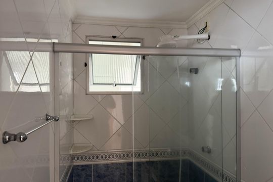 Banheiro Social de apartamento para alugar com 2 quartos, 87m² em Jardim Colonial, São Bernardo do Campo