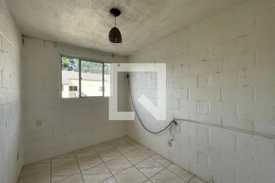 Apartamento à venda com 2 quartos, 44m² em São João Batista, São Leopoldo