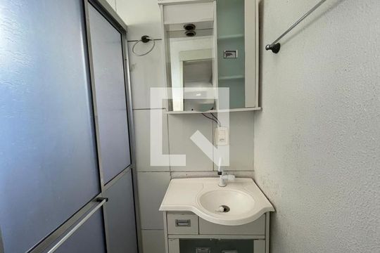 Apartamento à venda com 2 quartos, 44m² em São João Batista, São Leopoldo