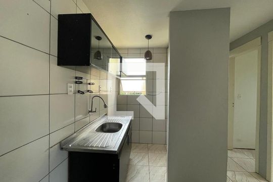 Apartamento à venda com 2 quartos, 44m² em São João Batista, São Leopoldo