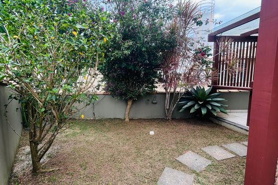 Casa de Condomínio para alugar com 2 quartos, 90m² em Alto da Rasa, Cabo Frio