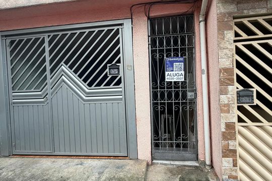 Fachada de casa para alugar com 2 quartos, 120m² em Jardim Cantareira, São Bernardo do Campo