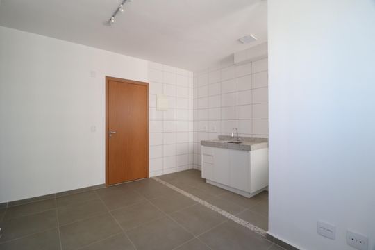 Sala de apartamento para alugar com 2 quartos, 42m² em Shopping Park, Uberlândia
