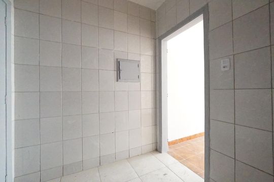 Cozinha de kitnet/studio para alugar com 1 quarto, 33m² em Sé, São Paulo