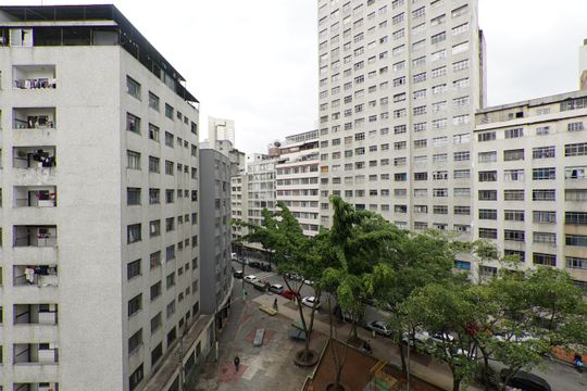 Vista de kitnet/studio para alugar com 1 quarto, 33m² em Sé, São Paulo