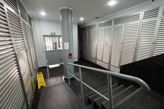 Hall de entrada de kitnet/studio para alugar com 1 quarto, 33m² em Sé, São Paulo