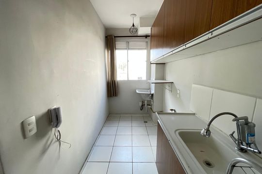 Cozinha de apartamento para alugar com 2 quartos, 40m² em Jardim D’abril, São Paulo