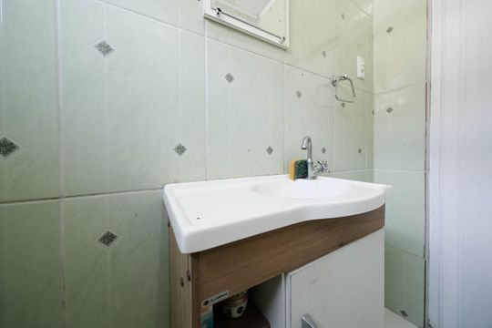 Banheiro de casa para alugar com 3 quartos, 85m² em Vila Granada, São Paulo