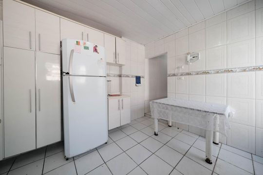 Cozinha de casa para alugar com 3 quartos, 85m² em Vila Granada, São Paulo