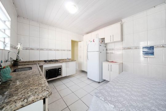 Cozinha de casa para alugar com 3 quartos, 85m² em Vila Granada, São Paulo