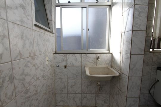 Área de Serviço de apartamento para alugar com 3 quartos, 80m² em Nova Granada, Belo Horizonte