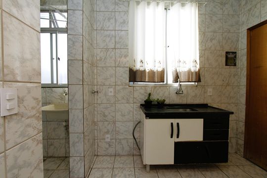 Cozinha de apartamento para alugar com 3 quartos, 80m² em Nova Granada, Belo Horizonte