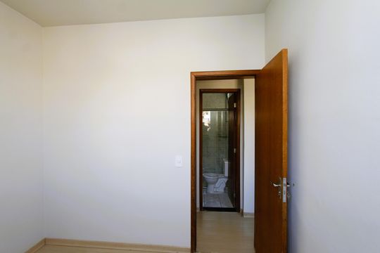 Quarto 1 de apartamento para alugar com 3 quartos, 80m² em Nova Granada, Belo Horizonte