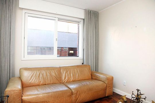 Apartamento para alugar com 2 quartos, 65m² em Auxiliadora, Porto Alegre