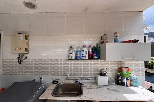 Área de Serviço de apartamento à venda com 4 quartos, 196m² em Vargem Pequena, Rio de Janeiro