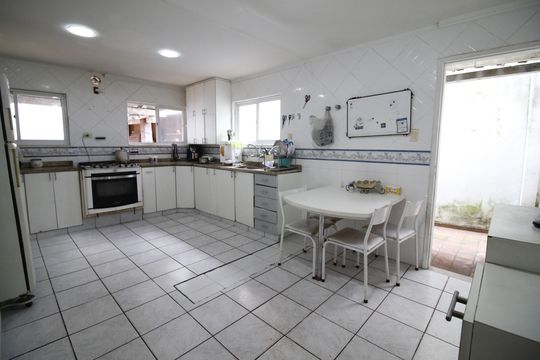 Cozinha de casa de condomínio à venda com 6 quartos, 300m² em Freguesia (Jacarepaguá), Rio de Janeiro