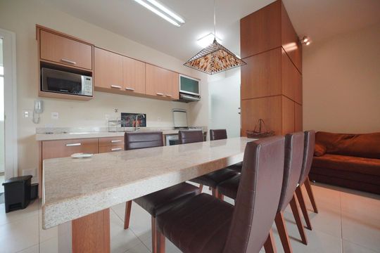 Cozinha  de apartamento para alugar com 1 quarto, 80m² em Canasvieiras, Florianópolis