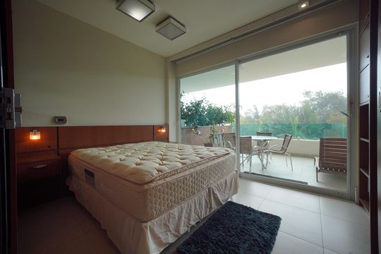 Quarto  de apartamento para alugar com 1 quarto, 80m² em Canasvieiras, Florianópolis