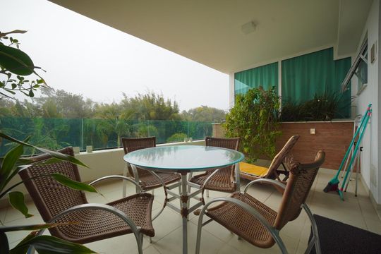Varanda do Quarto  de apartamento para alugar com 1 quarto, 80m² em Canasvieiras, Florianópolis