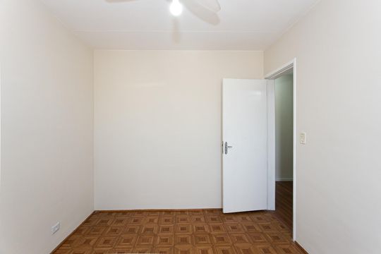 Quarto 1 de apartamento para alugar com 2 quartos, 67m² em Parque Paineiras, São Paulo