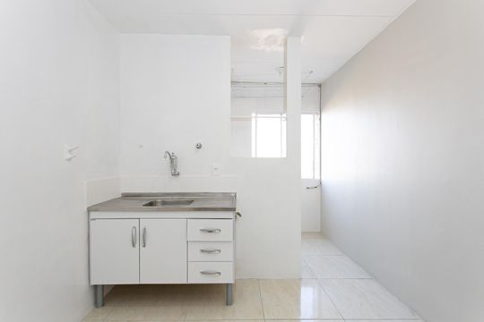 Cozinha de apartamento para alugar com 2 quartos, 67m² em Parque Paineiras, São Paulo