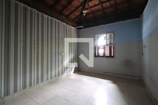 Casa para alugar com 4 quartos, 200m² em Penha de França, São Paulo