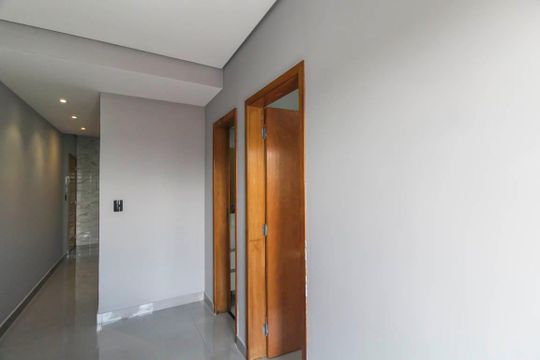 Sala de casa para alugar com 2 quartos, 42m² em Vila dos Minerios, São Paulo