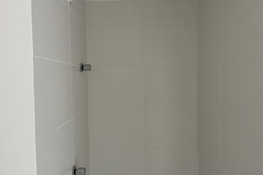 Banheiro de apartamento para alugar com 2 quartos, 32m² em Barra Funda, São Paulo