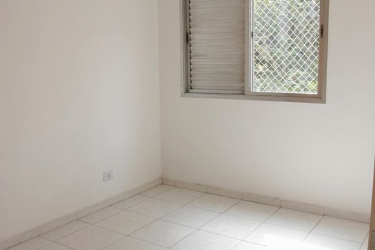 Quarto 1 de apartamento à venda com 2 quartos, 65m² em Jardim Umuarama, São Paulo
