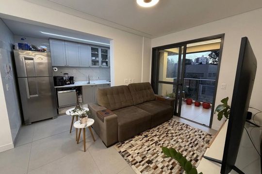 Apartamento à venda com 2 quartos, 71m² em Jardim Lindóia, Porto Alegre
