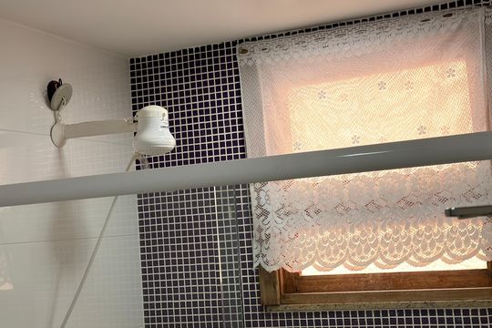 Banheiro 3 de casa para alugar com 3 quartos, 120m² em Centro, Duque de Caxias