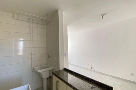 Cozinha  de apartamento para alugar com 1 quarto, 33m² em Vila Granada, São Paulo