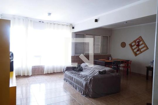 Apartamento para alugar com 2 quartos, 120m² em Itararé, São Vicente