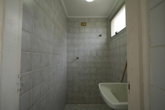 Área de Serviço de apartamento para alugar com 2 quartos, 77m² em Vila Lea, Santo André