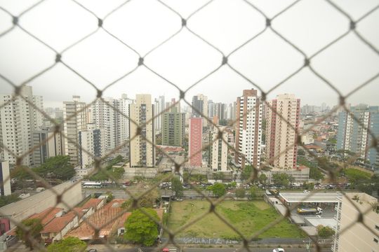 Vista do Quarto 2 de apartamento para alugar com 2 quartos, 77m² em Vila Lea, Santo André
