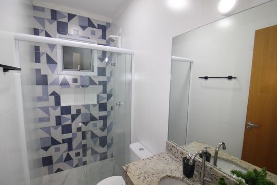 Banheiro de apartamento para alugar com 1 quarto, 32m² em Carandiru, São Paulo