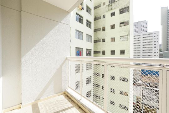 Varanda de kitnet/studio para alugar com 1 quarto, 26m² em Liberdade, São Paulo