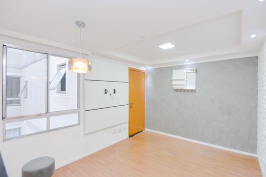 Apartamento para alugar com 2 quartos, 42m² em Água Chata, Guarulhos