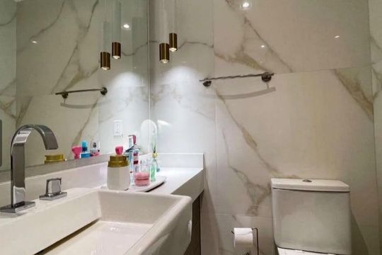Banheiro de apartamento para alugar com 3 quartos, 174m² em Recreio dos Bandeirantes, Rio de Janeiro