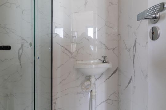 Banheiro de apartamento à venda com 2 quartos, 43m² em Vila Nova Savoia, São Paulo