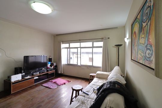 Casa à venda com 4 quartos, 220m² em Campo Grande, São Paulo