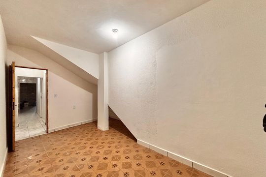 Quarto de casa para alugar com 1 quarto, 80m² em Vila Engenho Novo, Barueri