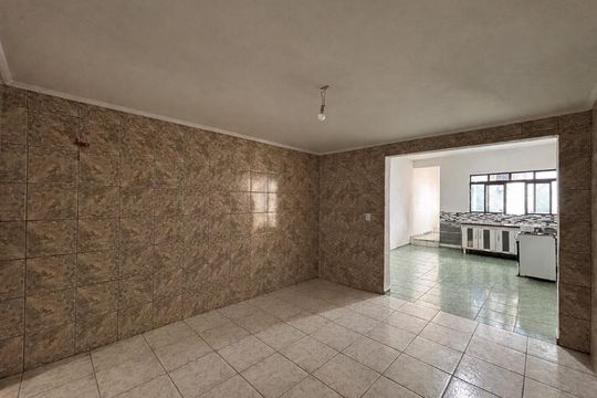 Casa para alugar com 1 quarto, 80m² em Vila Engenho Novo, Barueri
