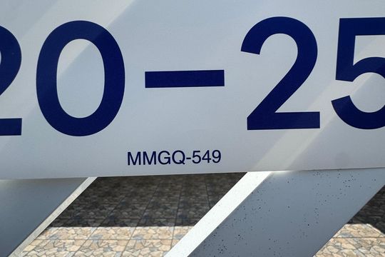 PLACA GRANDE de casa à venda com 5 quartos, 330m² em Veloso, Osasco