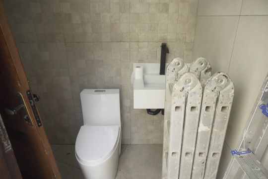 Banheiro Externo de casa de condomínio à venda com 2 quartos, 350m² em Tarumã, Barueri