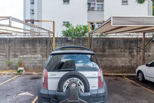 Apartamento à venda com 3 quartos, 100m² em Sagrada Família, Belo Horizonte