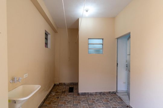Área de Serviço de casa para alugar com 1 quarto, 30m² em Vila Campestre, São Paulo