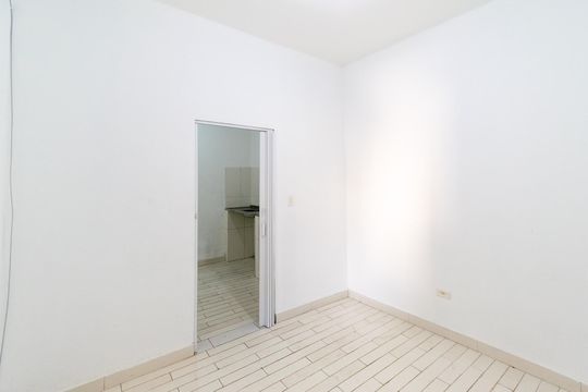Quarto  de casa para alugar com 1 quarto, 30m² em Vila Campestre, São Paulo